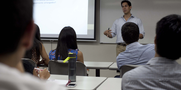 Rodrigo Sánchez (Ingeniería Industrial).