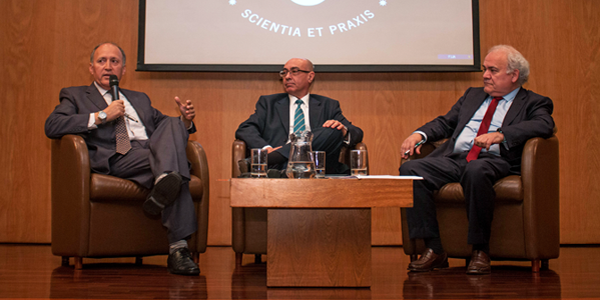 José Gonzales, Julio César de la Rocha y Jaime Arancibia.