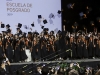 Los graduados desfilaron en medio de aplausos.