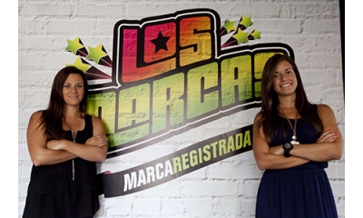 Alexandra Aramburú y Pamela Flores, ambas de Comunicación y fundadoras de Marca Registrada.