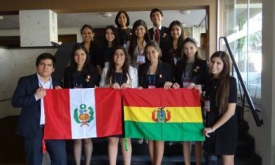La delegación Ulima representó a Bolivia en el MOEA.