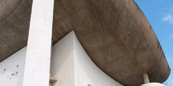 “Iglesia de Ronchamp”, Le Corbusier, 1950, ulima, arquitectura