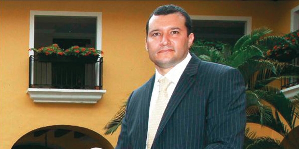 Mauricio Tarazona (Economía) es director de Tesorería y Soluciones de Comercio Internacional en Citibank Panamá.
