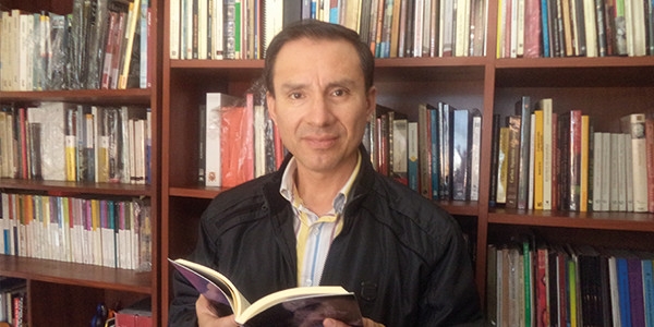 Selenco Vega Jácome, investigador y profesor en Estudios Generales.