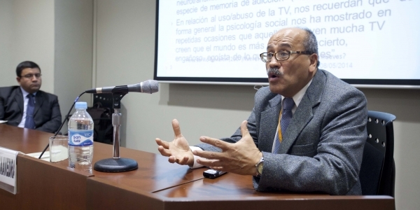 Dr. Carlos Alberto Saavedra (Hospital Hermilio Valdizán).