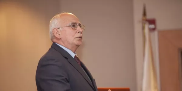 Fernando Kleeberg Hidalgo, profesor de Ingeniería Industrial.