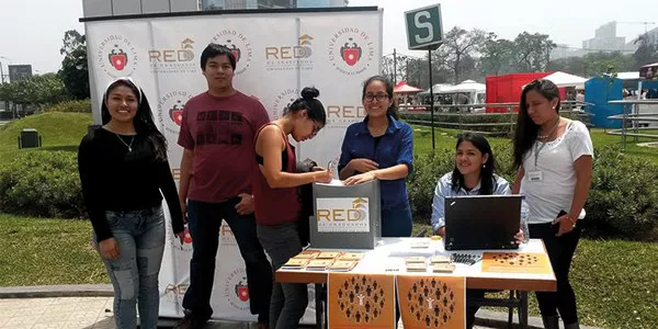 Durante el sorteo, los alumnos pudieron conocer más sobre la Red de Graduados.
