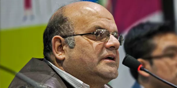 Camilo Fernández Cozman.