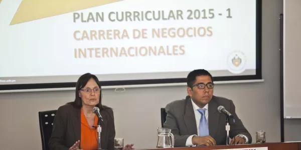 María de las Mercedes Anderson y Alfredo Estrada.