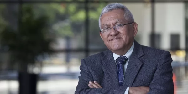 Antonio González Montes, profesor Ulima.